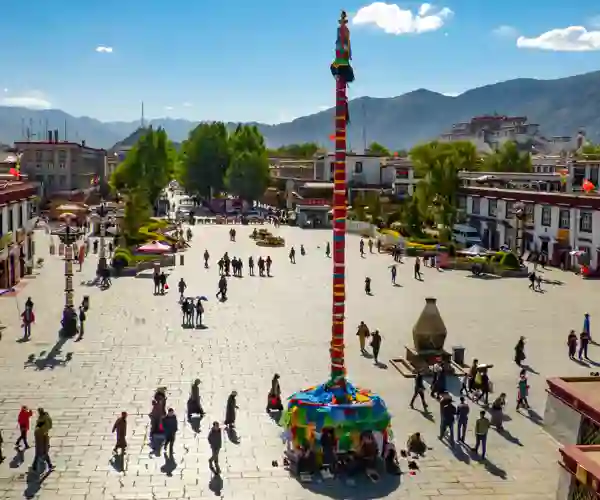 Jokhang torg i Lhasa