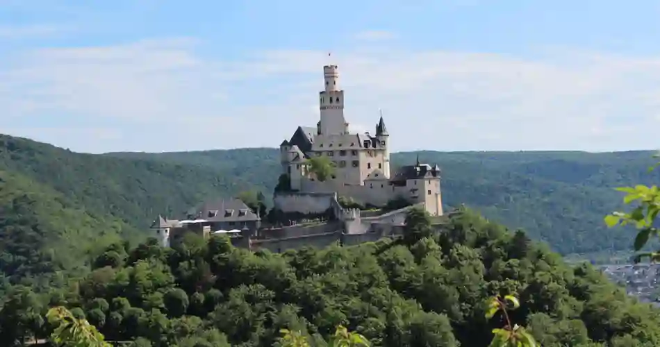 Marksburg Castle i Braubach