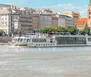 M/S Vivienne