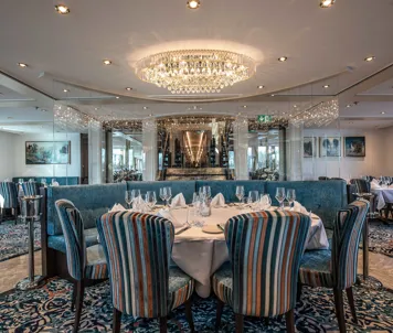 Restaurant, MS George Eliot