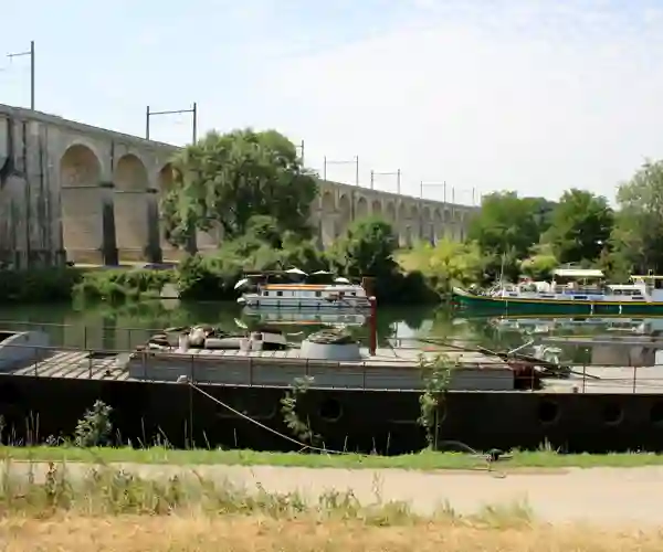 Akvedukt i Saint Mammès