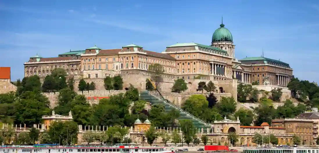 Slottet på Borghøjen i Budapest