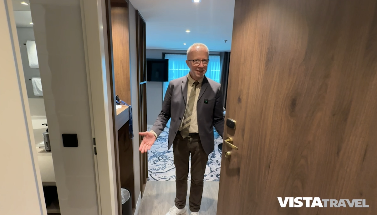 Lugaromvisning Beyond Suite på Diamond deck