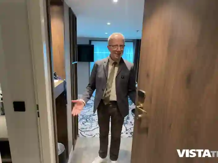 Lugaromvisning Beyond Suite på Diamond deck