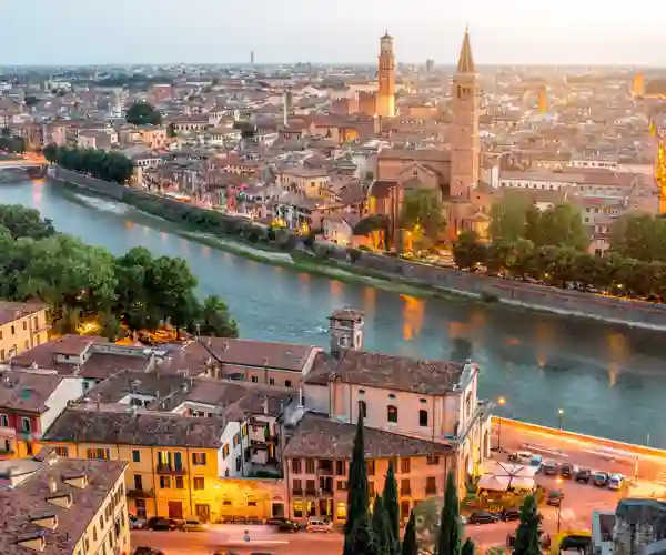 Udsigt over Verona og Adige-floden