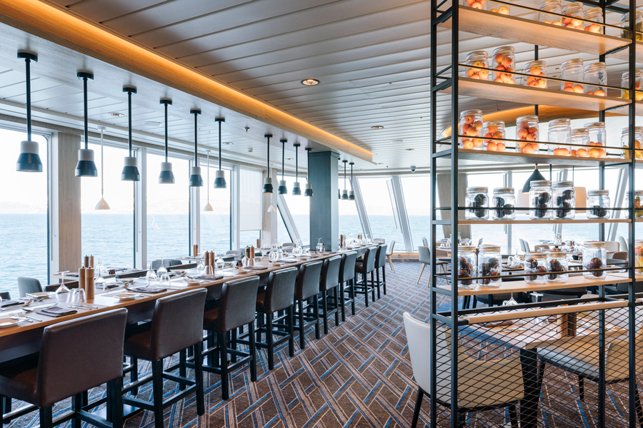 Restaurang Aune på MS Fridtjof Nansen