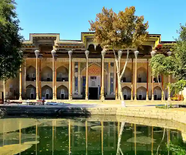 Bolo-Haouz moskeen, Bukhara