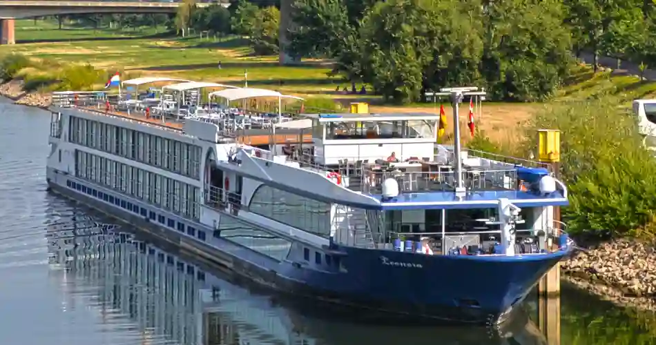 M/S Leonora