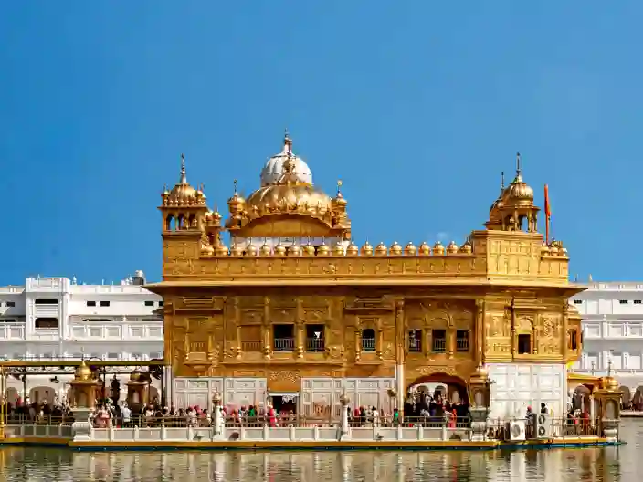 Dagsbillede af Det Gyldne Tempel i Amritsar, Indien