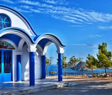 Den maleriske græsk-ortodokse kirke Agia Kyriaki