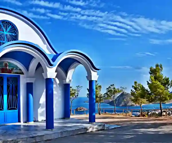 Den maleriske græsk-ortodokse kirke Agia Kyriaki