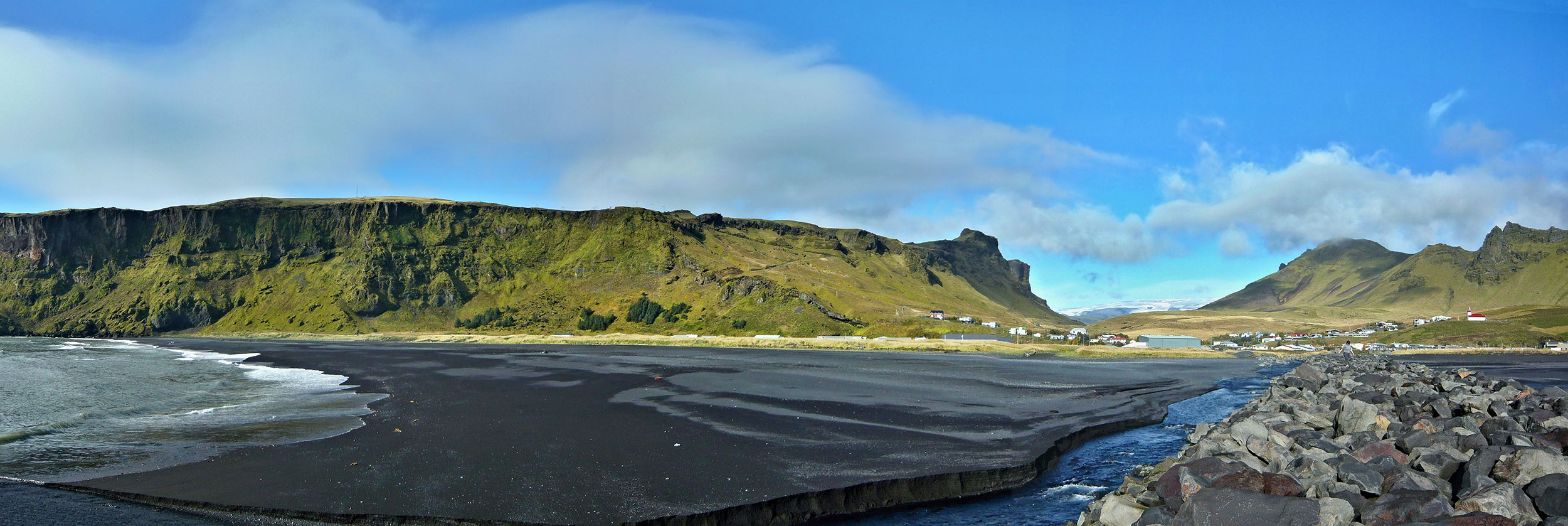 Panoramaudsigt over Vík