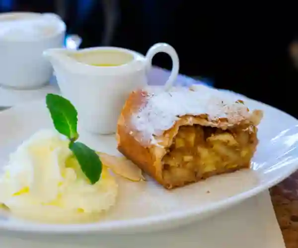Apfelstrudel