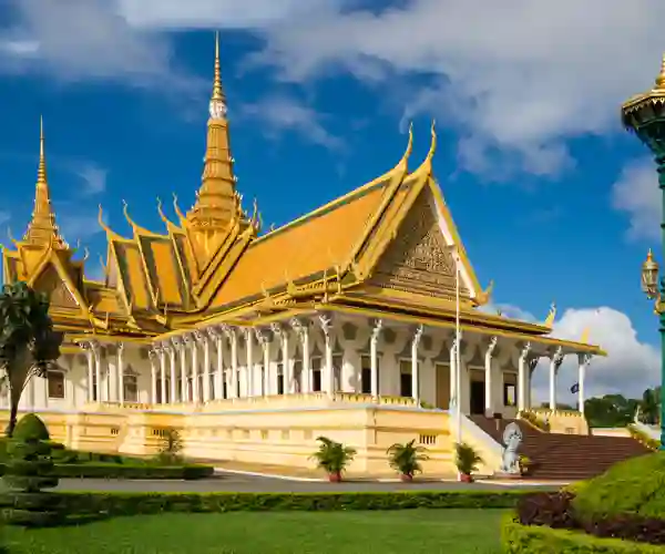 Det imponerende kongeslot i Phnom Penh