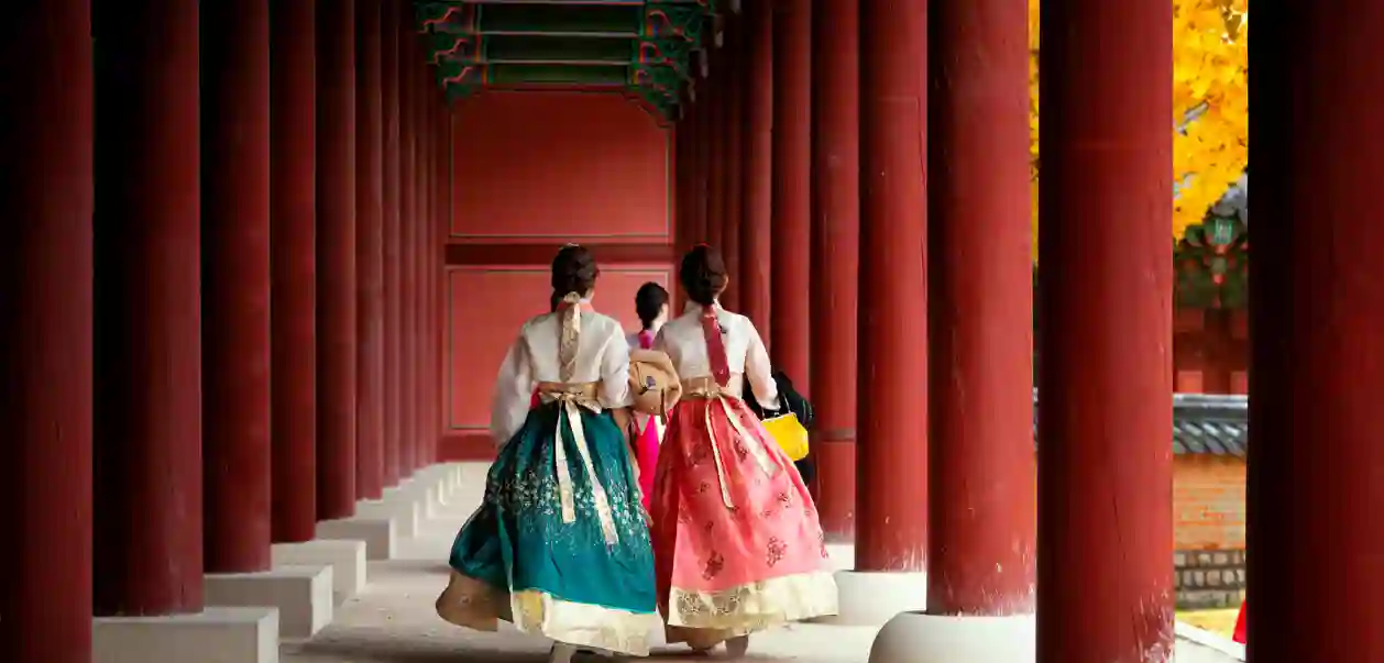 Kvinder iført Hanbok