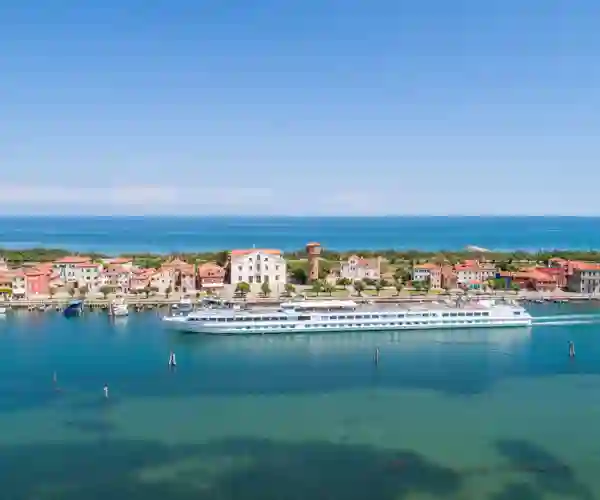 M/S Michelangelo i lagunen