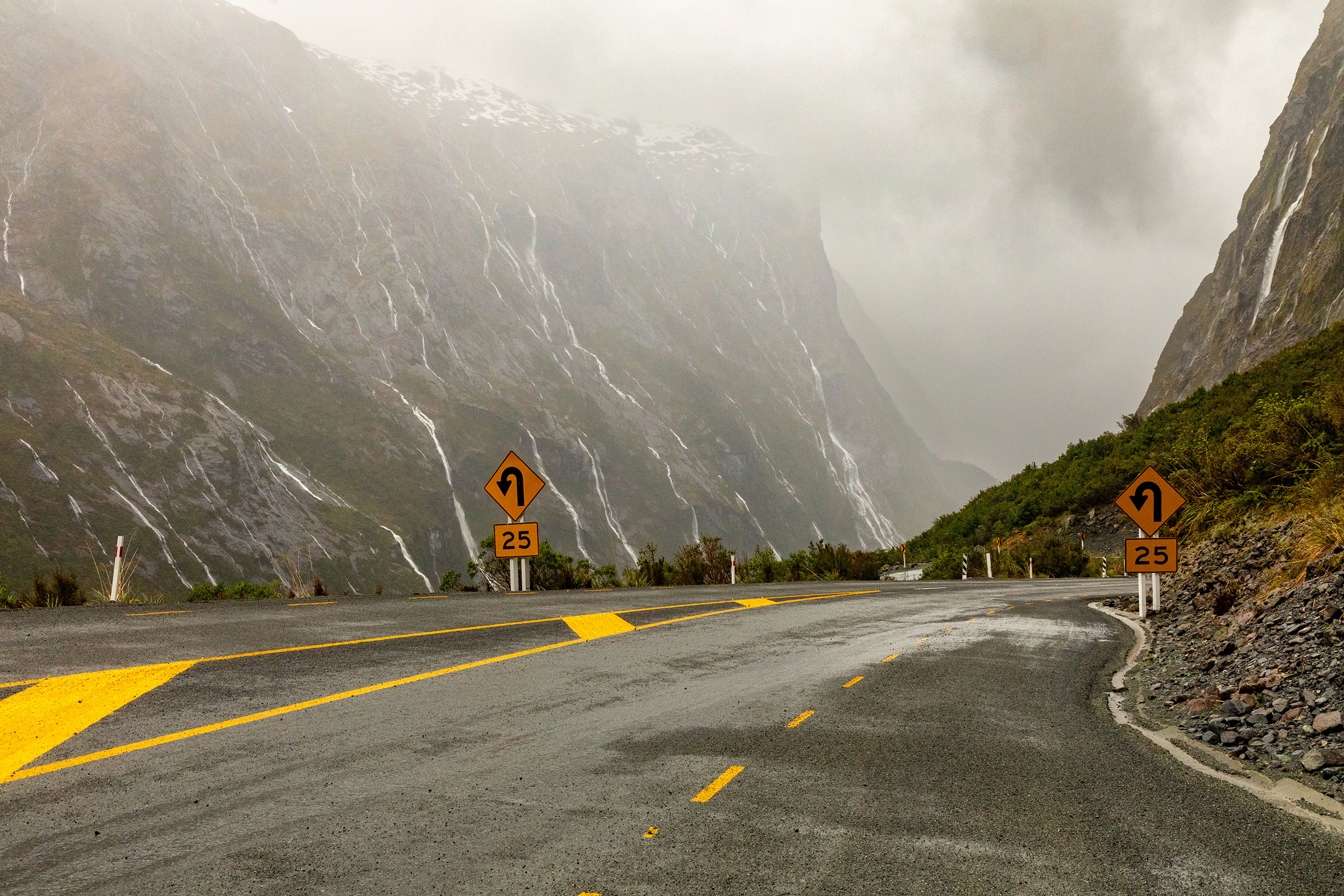 Dramatisk natur på Milford Road