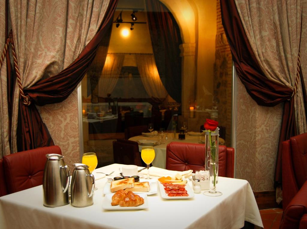 Hotel SAR San Antonio El Real