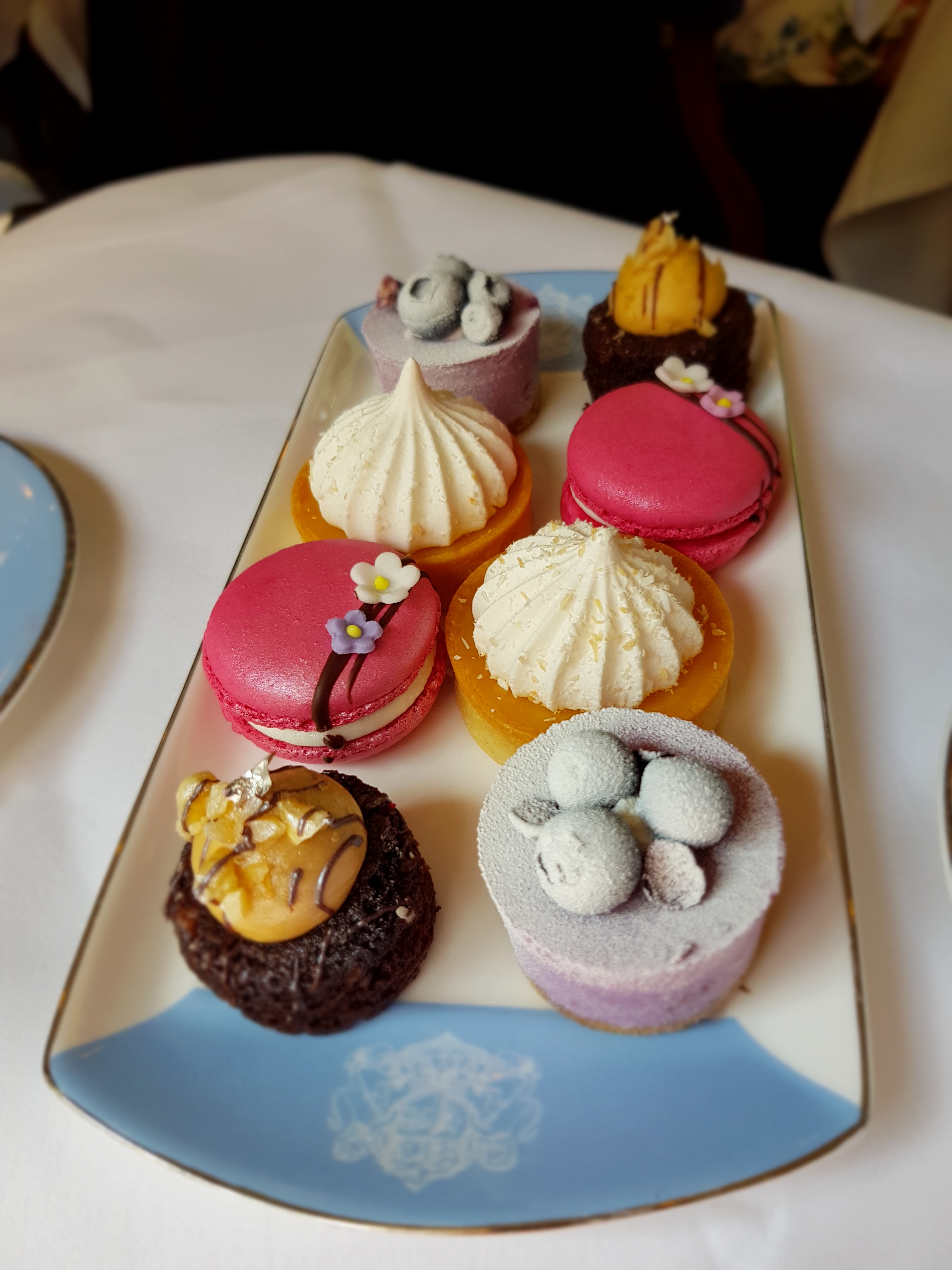 Kaker servert på Afternoon Tea