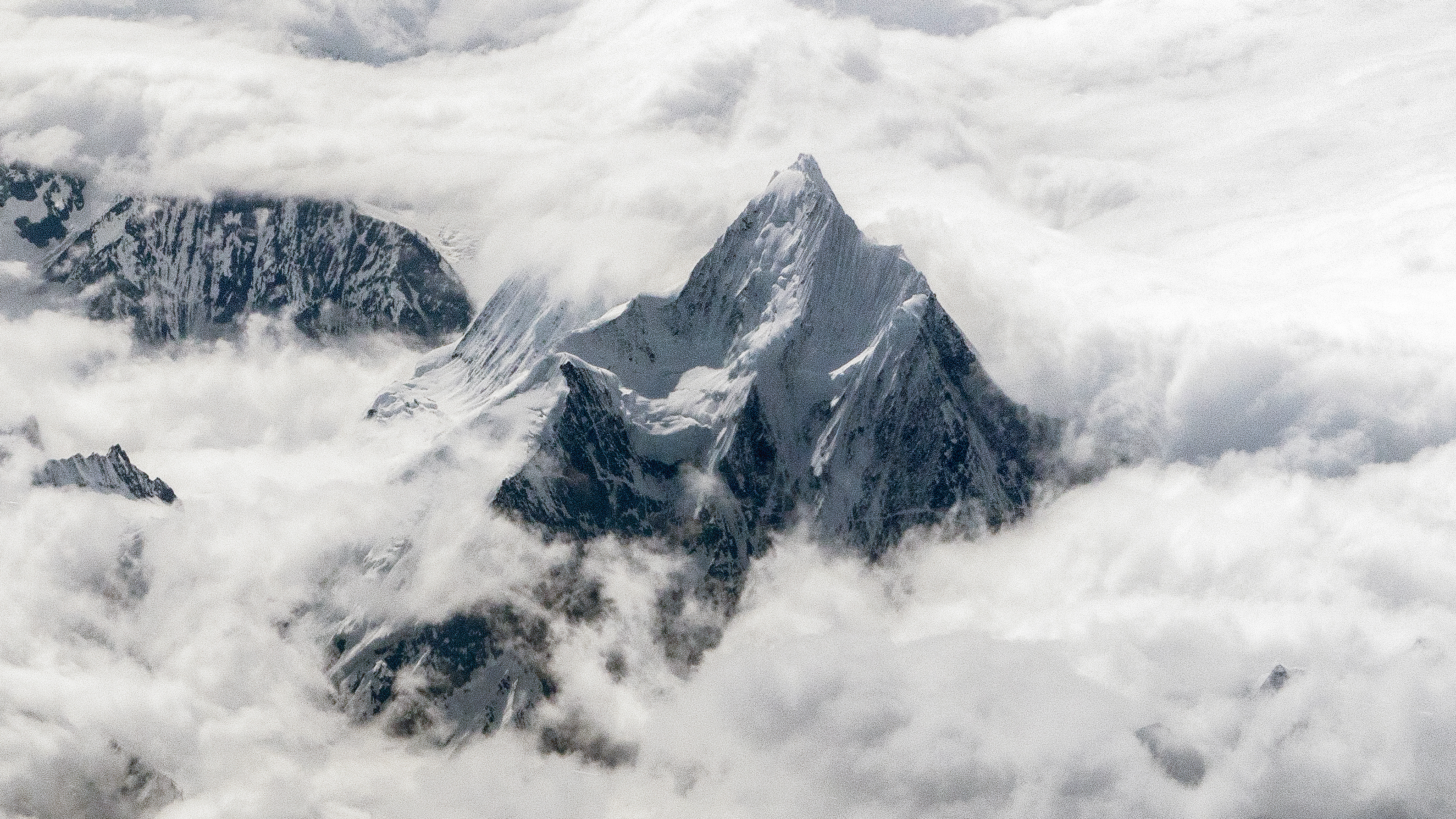 Namcha Barwa 7 782 moh