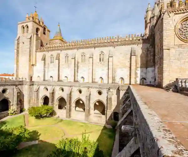Katedralen i Evora