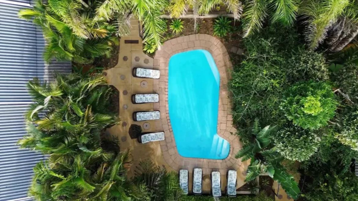 Poolen på Lidiko Lodge