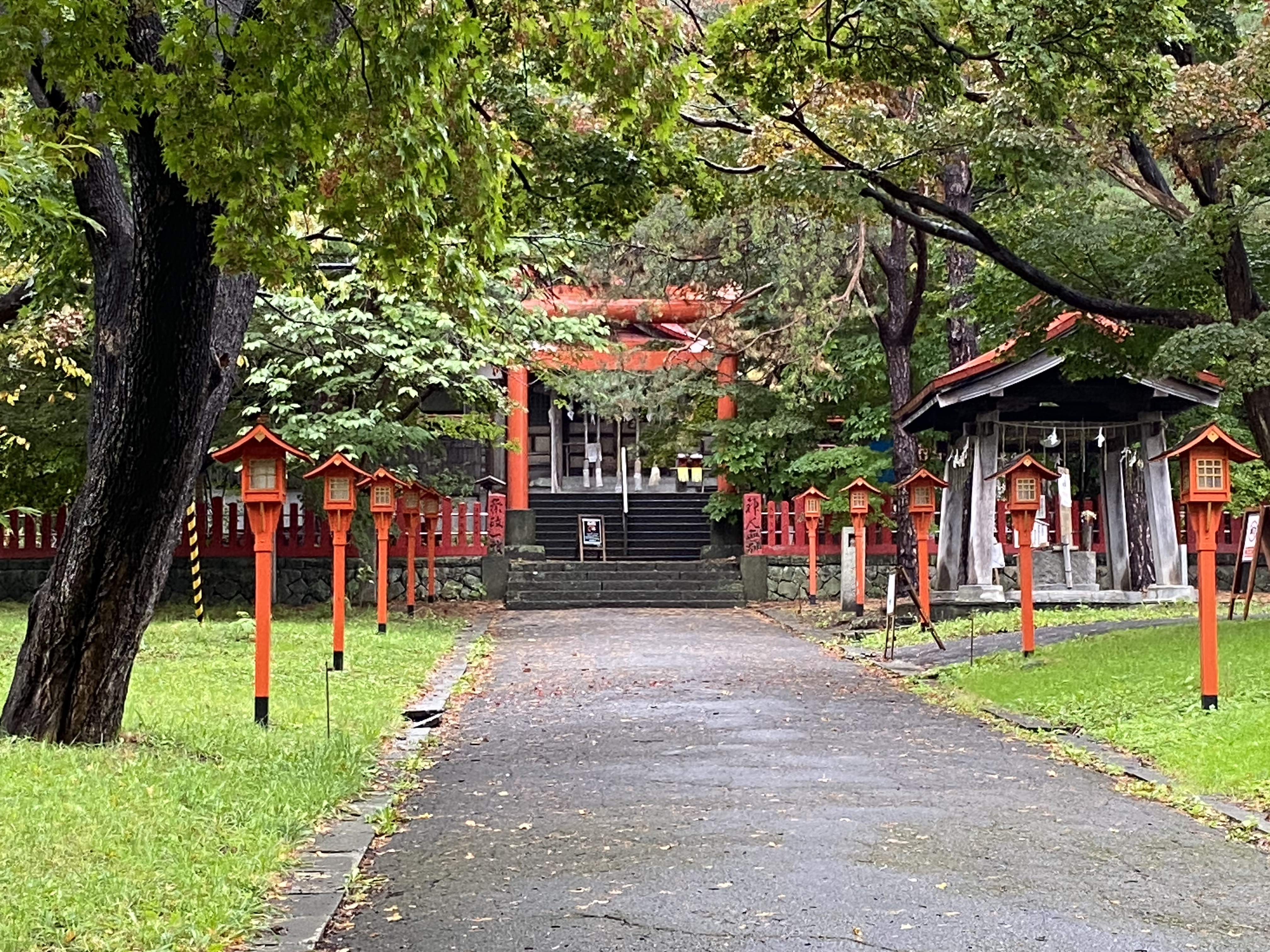 Fushimi Inari Shine