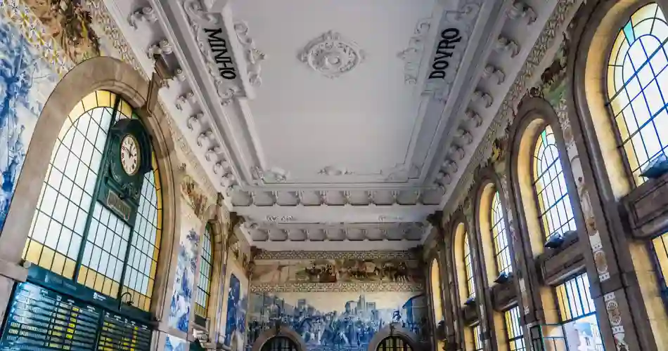 Banegården i Porto