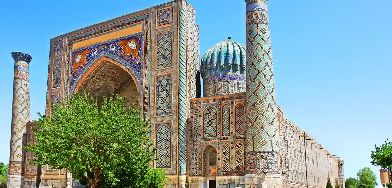Fra Registan-plassen i Samarkand