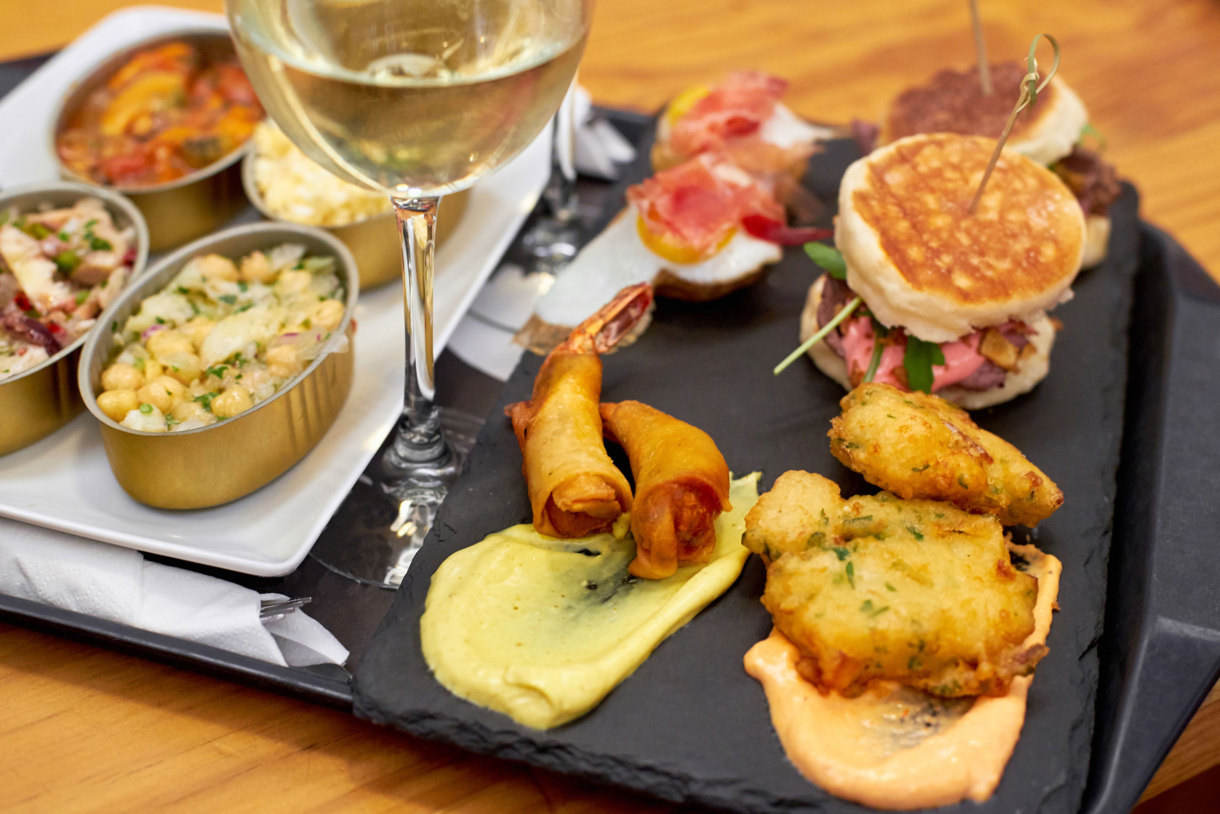 Portugisiske snacks og Vinho Verde