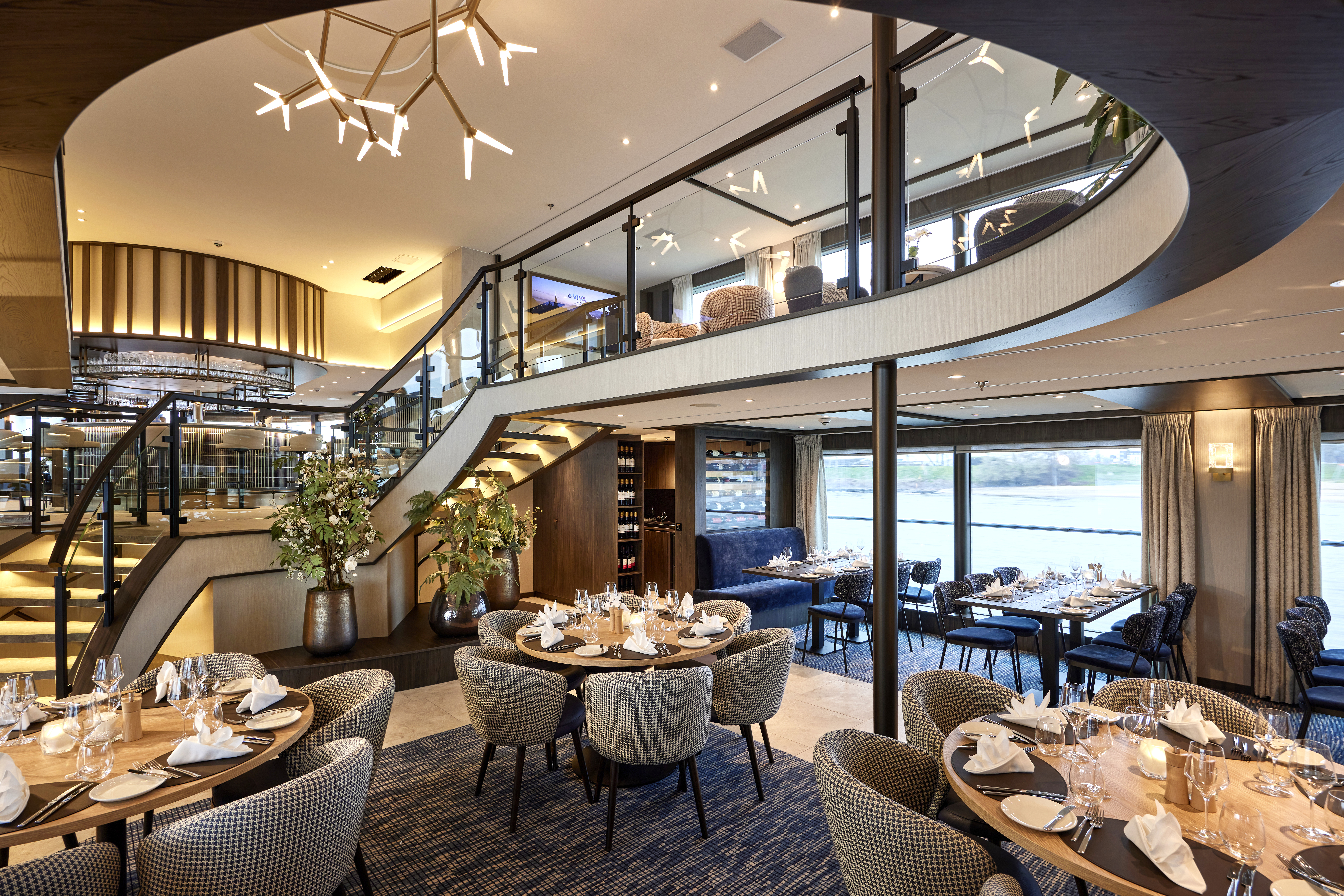 Restaurangen Riverside på VIVA TWO