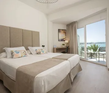 Hotel Las Arenas