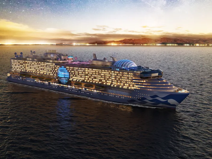 Star Princess lyser upp i skymningen