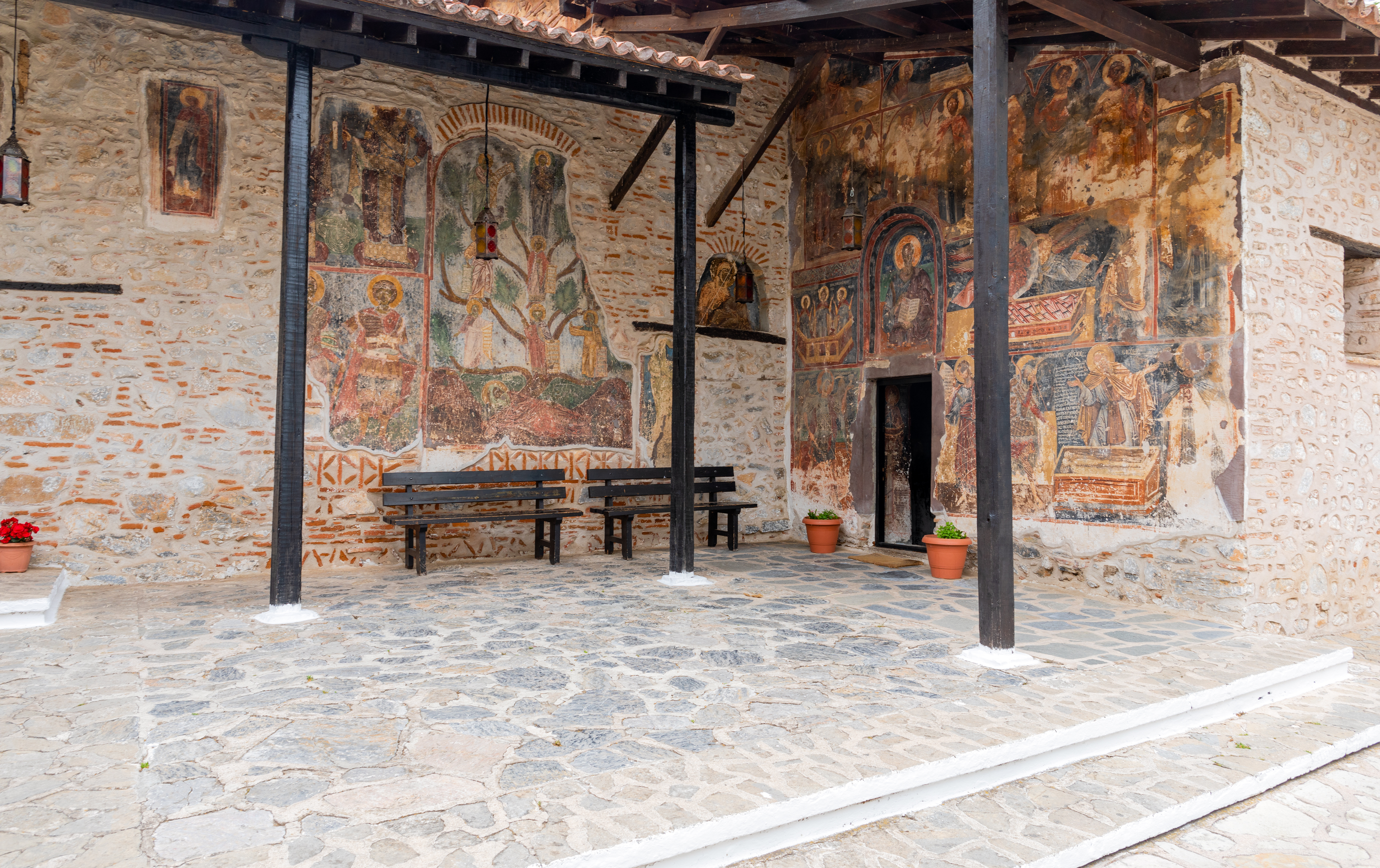 Det lille kloster i Kastorias gamle bydel