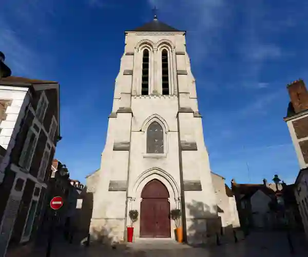 Katedralen Saint Spire i Corbeil Essonnes