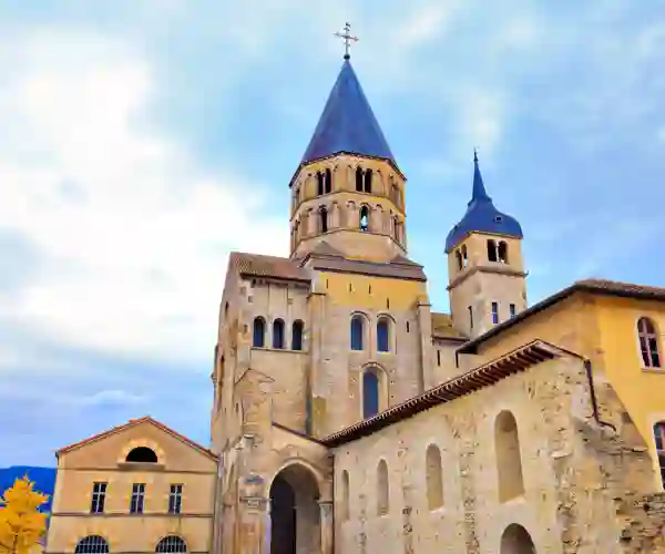 Klosterkirken i Cluny
