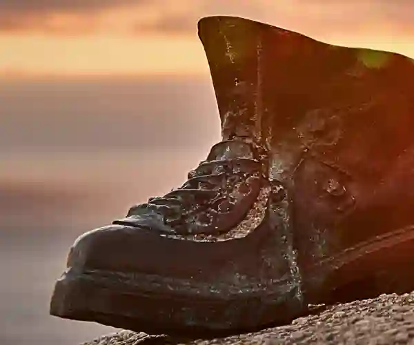 Udsigtspunkt ved Kap Finisterre ved solnedgang