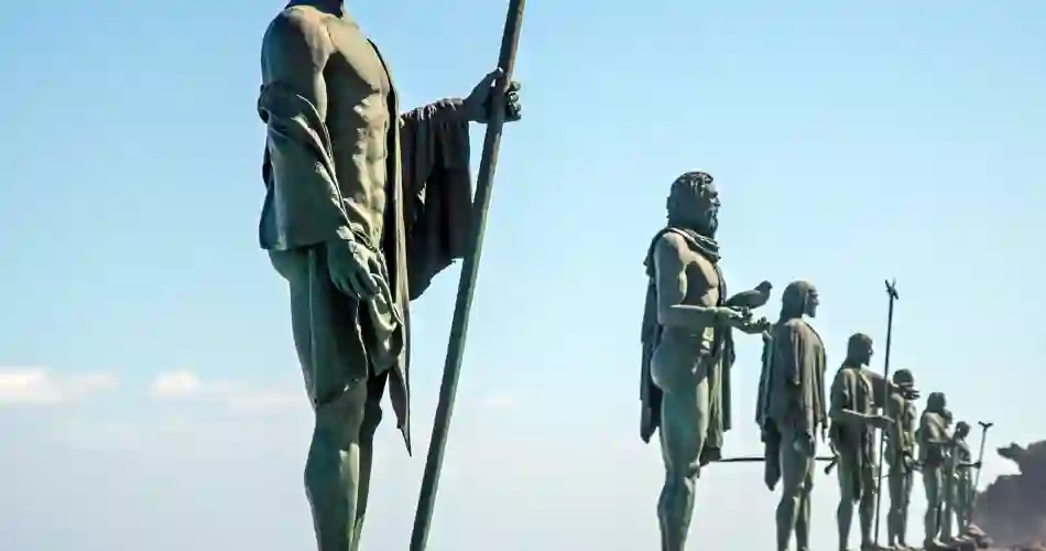 Statuer af Guanchernes 9 konger i Candelaria, Tenerife