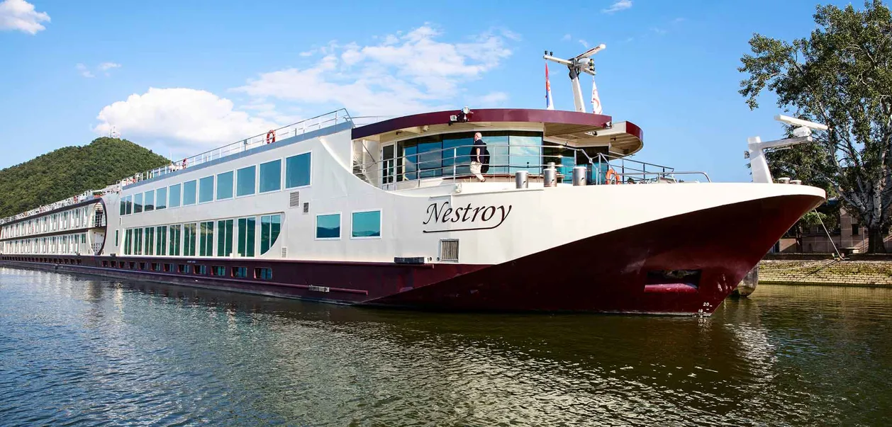 MS Nestroy