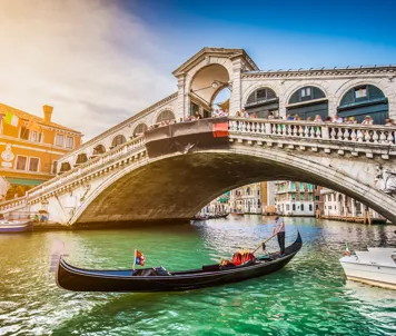 Rialtobroen i Venedig