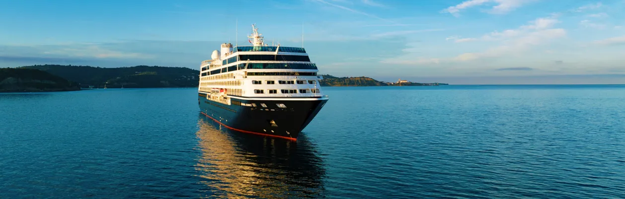 Azamara Journey till havs