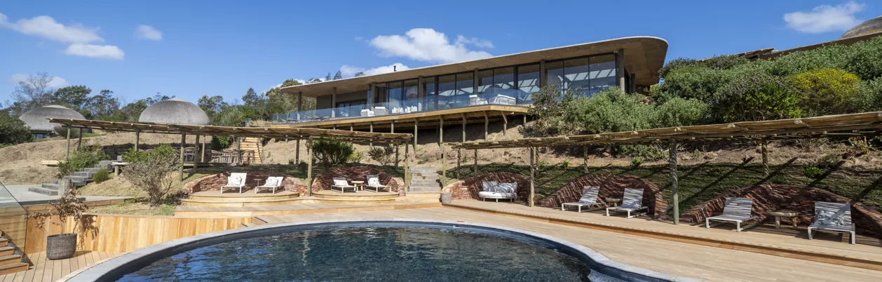 Pool på Kwena Lodge