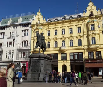 Ban Jelačić-pladsen