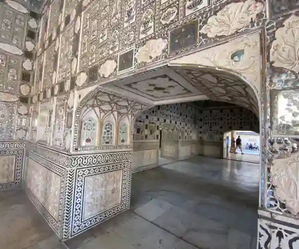 Sheesh Mahal