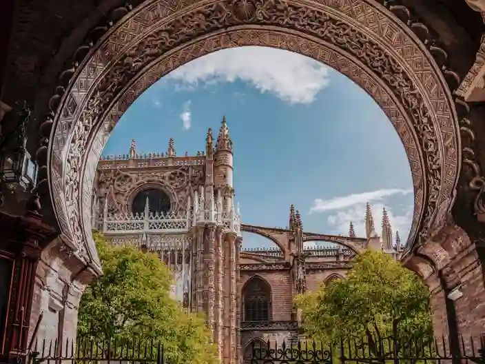 Den imponerende Sevilla-katedral i Andalusien