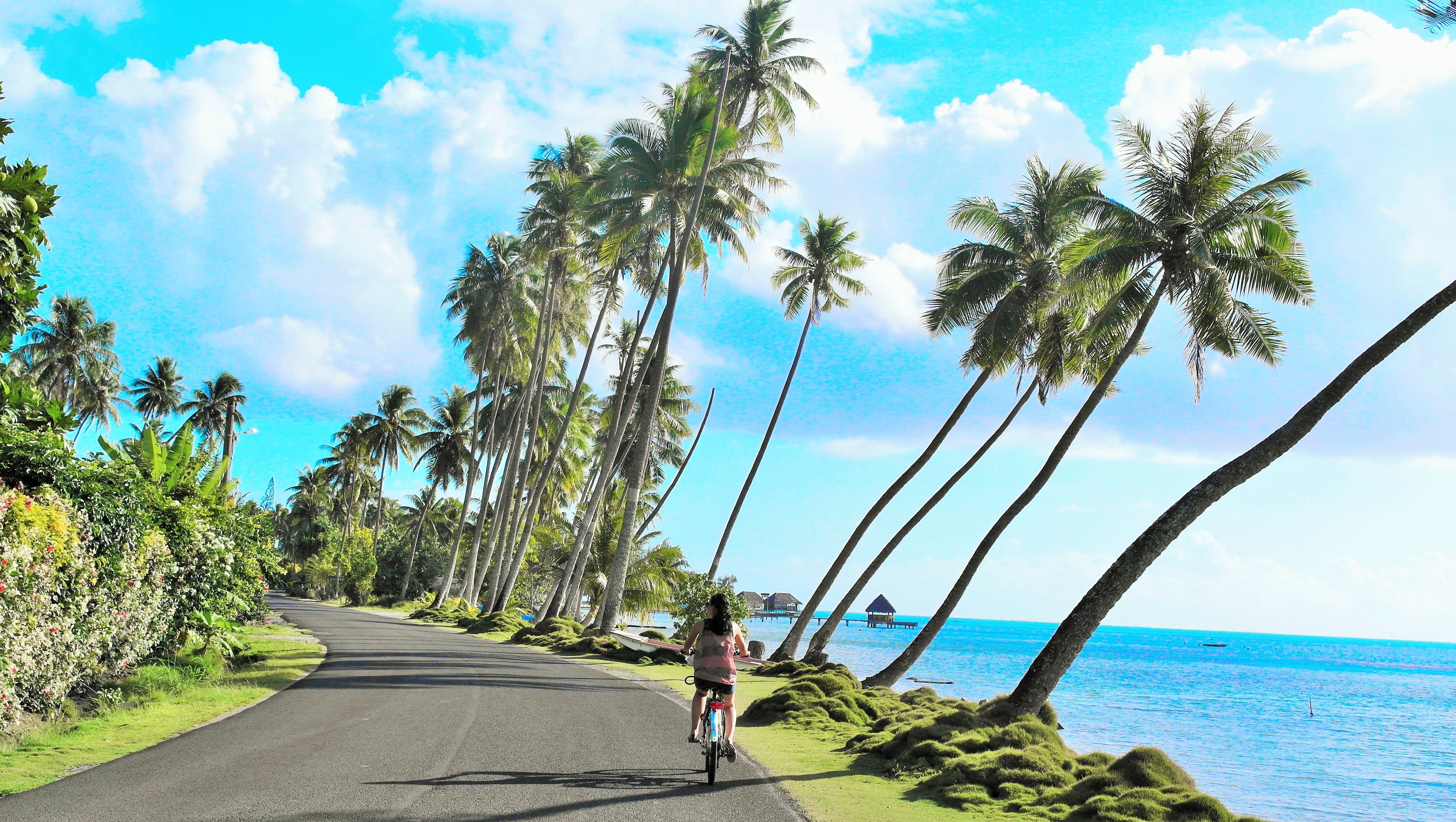 Cykla runt på Bora Bora