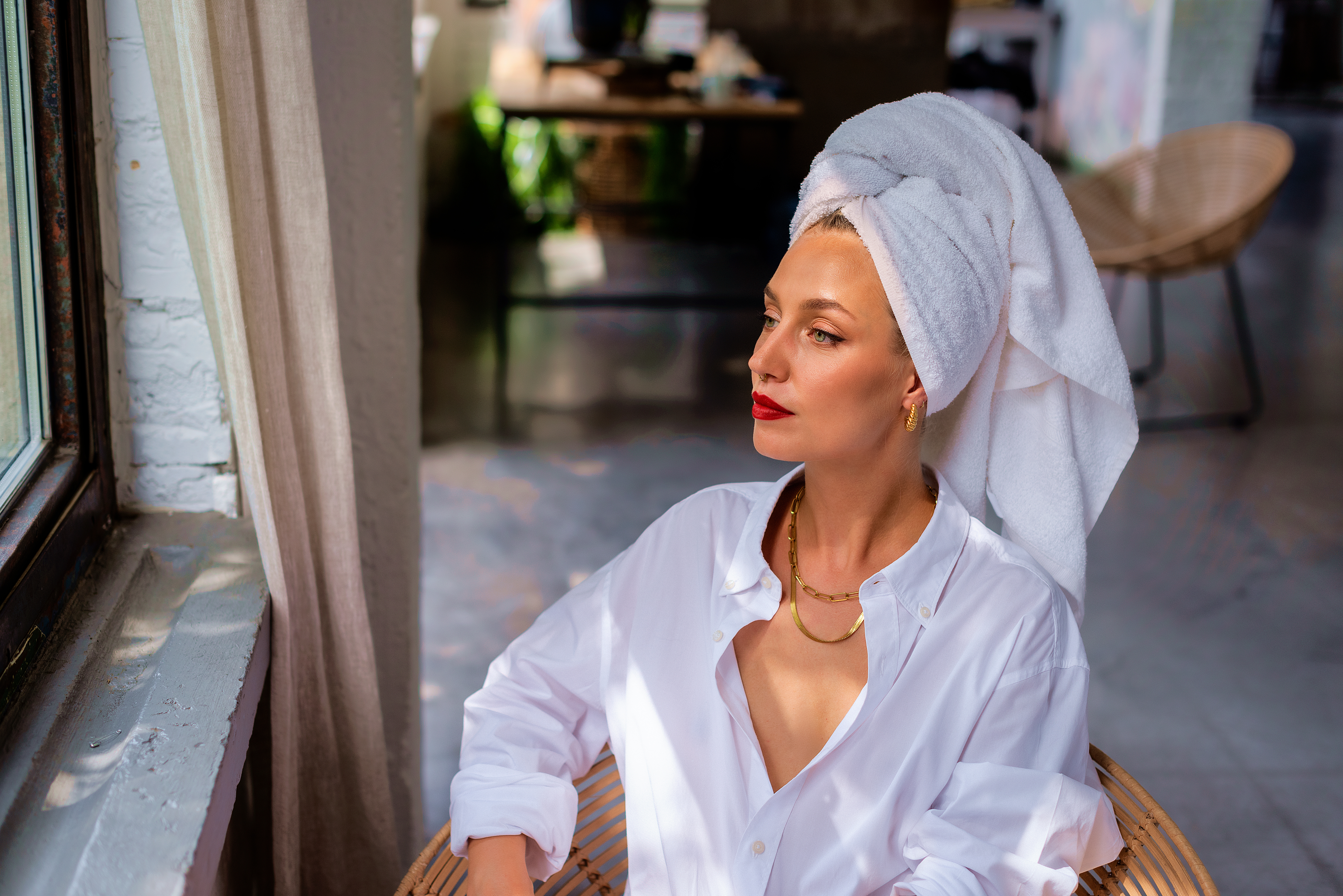 Kvinde med håndklædeturban