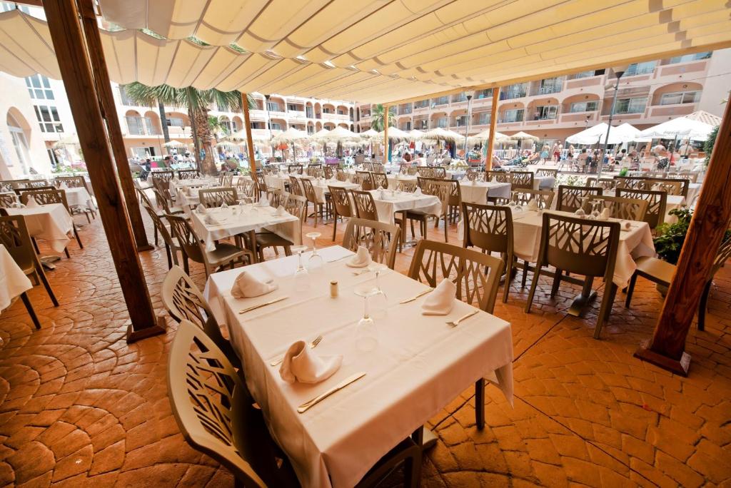 Hotel Bahía Tropical