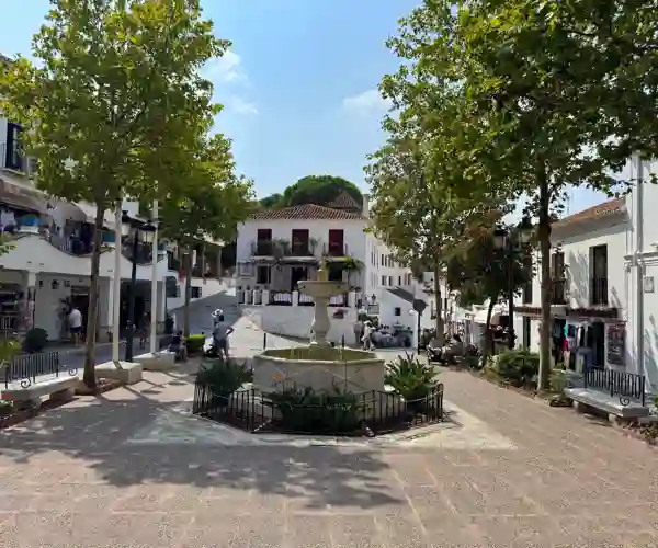 Det historiske torv i hjertet af Mijas