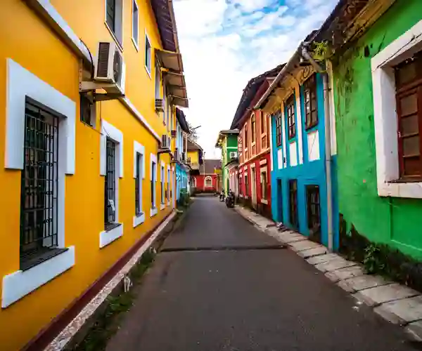 Fargerike hus i Goa